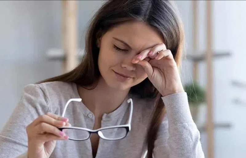 Mắt trái giật ở nữ từ 17h đến 19h thường được xem là điềm tốt về các mối quan hệ